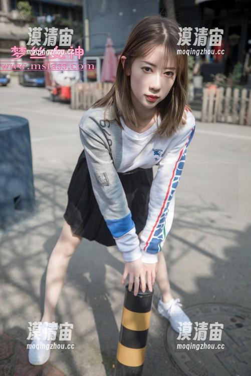 梦丝女神 - 今天晓晓又来更新美脚图集了，跟我一起哭着看吧！