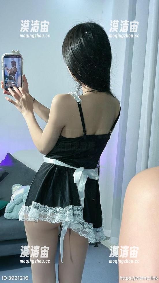 微密圈 - “汤圆可甜了”私拍：体操服里的每个角度都在向我撒糖，太诱人了吧！