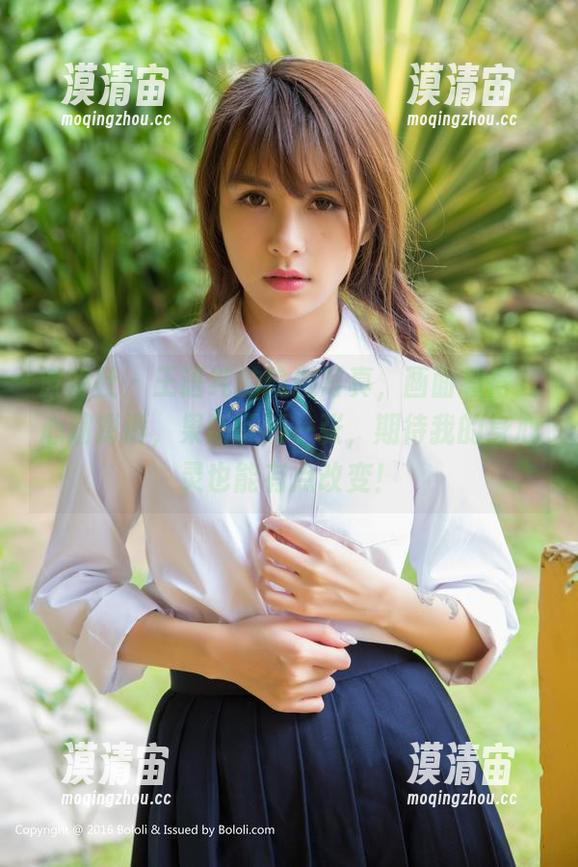 波萝社 - 王语纯的瑜伽写真，画面看得我心潮澎湃，果断下载一张，期待我的身心灵也能有点改变！