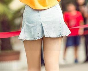 爱丝 – 索菲机械师合集：到底是修车还是在修心灵呢？
