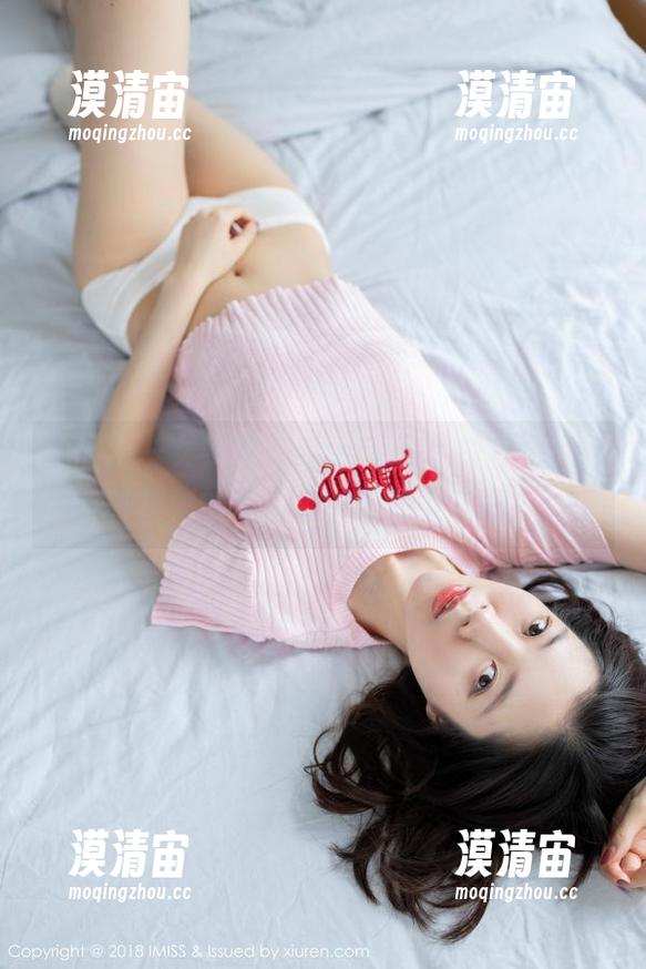 爱蜜社 - 女神芝芝Booty的私拍套图，有种神秘的吸引力，停不下来啊！