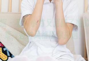 物恋传媒 – 看！小竹又更新了她的网袜合集，各种风格随你挑选！