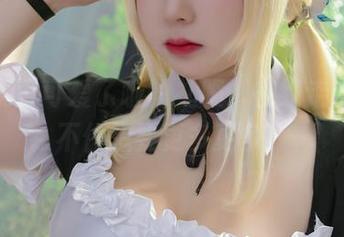 皮皮奶可可爱了啦的礼服，在线走心，忍不住想要更多更多！