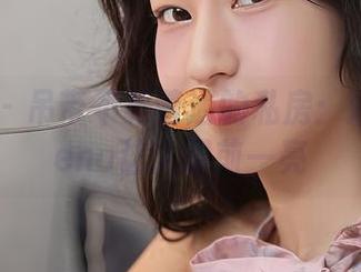 秀人网 – 吊带不是普通的私房：娜露Selena让人眼前一亮