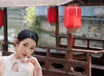 秀人网 – 安然anran的长腿，写真里就要摆脱无圣光的束缚！