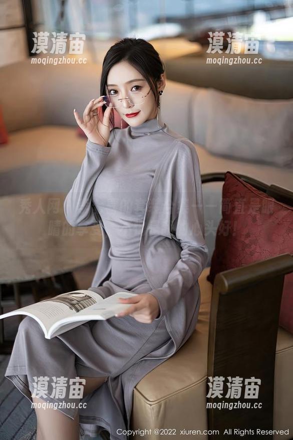秀人网 - 李七喜的套装合集——简直是眼睛的享受，不愧是我的心头好！