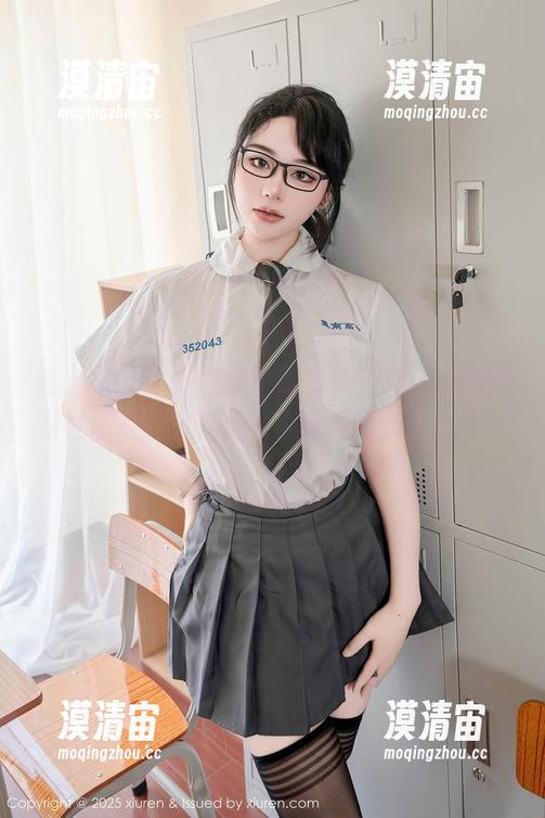 秀人网 - 你绝对想不到的林文文yooki少女性感，原图免费，真是拍出新高度了！