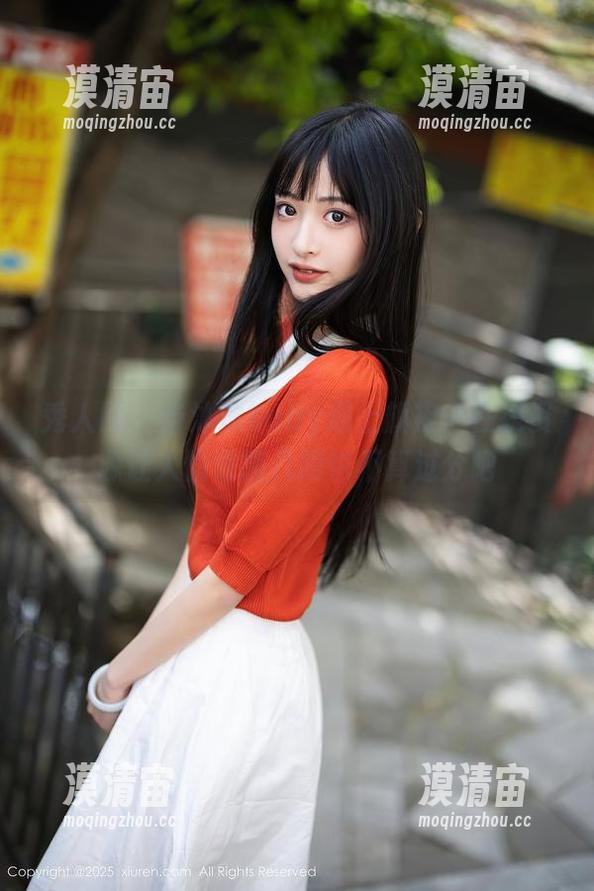 秀人网 - 当沐沐baby遇上旗袍：在线资源让人偷偷瞄几眼也不算过分吧