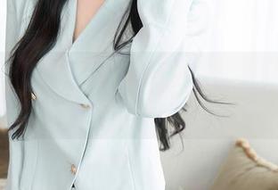 秀人网 – 双人私拍中的盼盼龙女sunny，图片的每一寸都在说话啊！