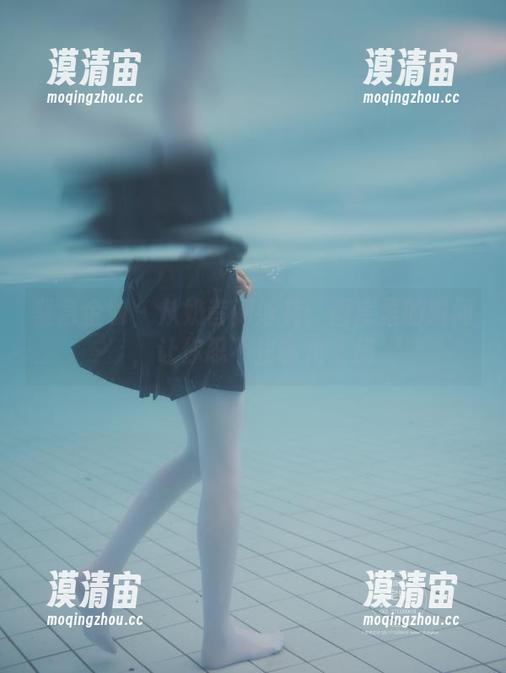 紧急企划 - 从奶昔到泳装：图库里的瞬间，让你忍不住嘴角上扬