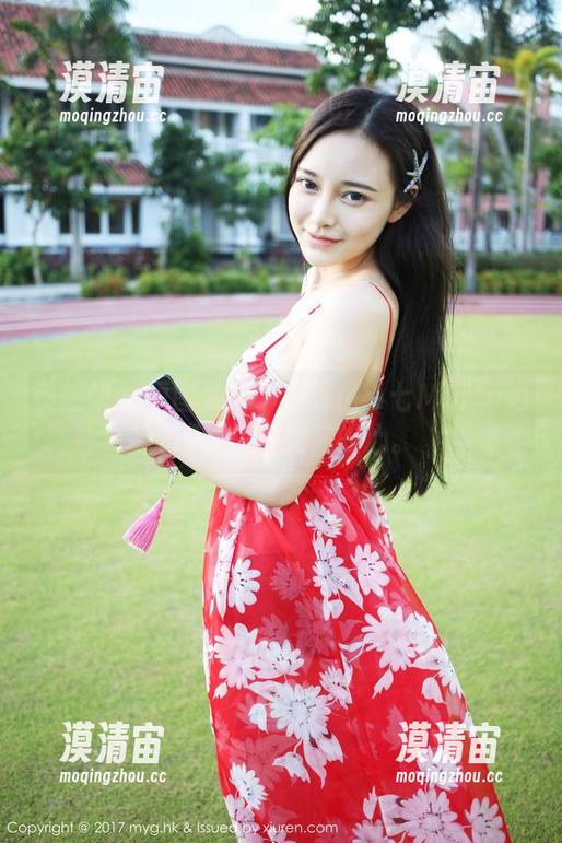 美媛馆 - 原图又来了！看伊小七MoMo如何用红裙撩拨你的心。