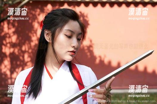 蜜桃社 - 当蜜蕊Mary穿上婚纱，才发现无圣光的写真也能这么美