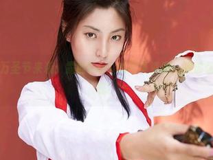 蜜桃社 – 万圣节来袭：露西Lucy的写真资源，足够你欢乐一整晚！