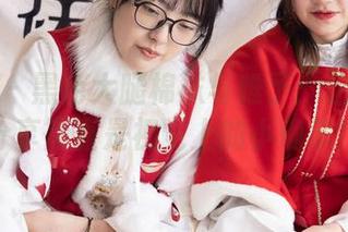 袜啵啵 – 黑色大腿棉袜与稚予：这组套图分享简直是视觉上的小确幸！