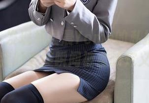 语画界 – 发现杨晨晨Yome的私拍JK写真，我的审美瞬间被重新定义！