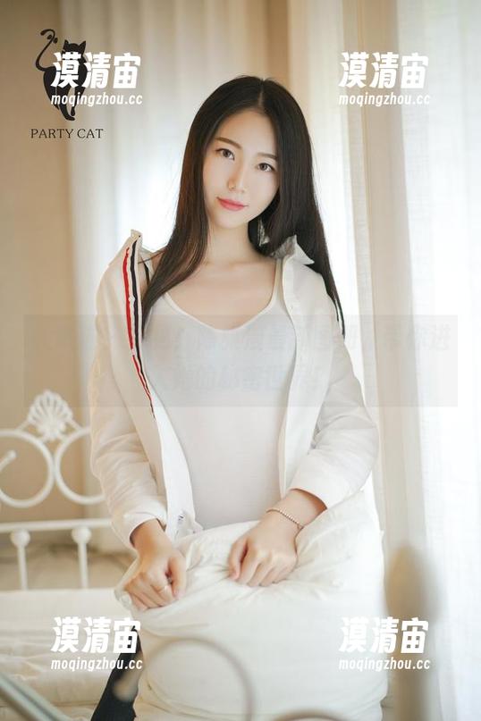 轰趴猫 - 探秘！陈雅漫最新图册，带你进入她的秘密世界！