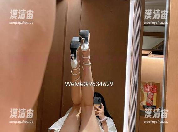 微密圈 - 动人的腿，迷人的五姨太的私房图包翻转你的视觉！