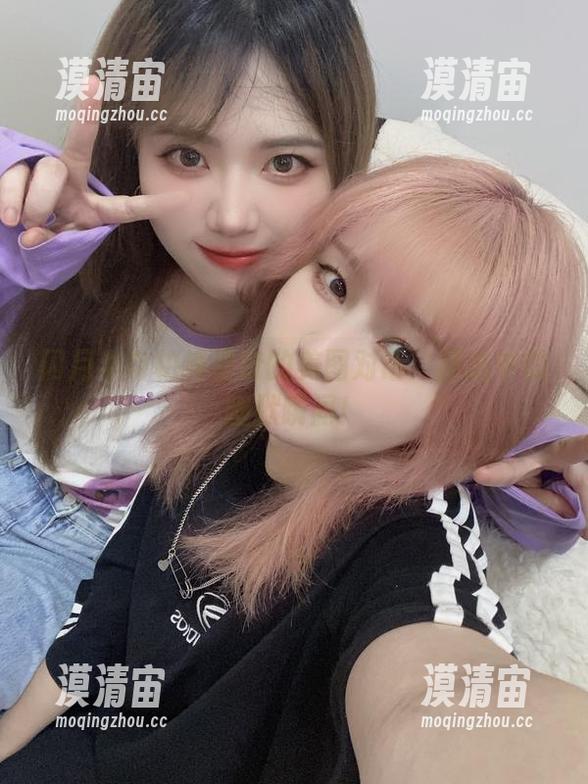 闪月半与柏崎星奈的美图对话：精选中的幽默瞬间！