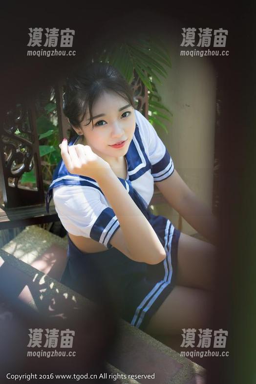 青豆客 - 赵馨玥泳衣写真：精选让你重新思考什么叫吸引力。